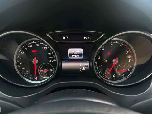 Used 2019 Mercedes-Benz GLA 250 4MATIC image 20