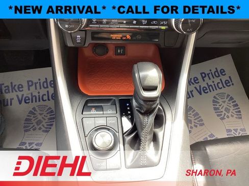 Used 2019 Toyota RAV4 Adventure AWD/4WD image 22