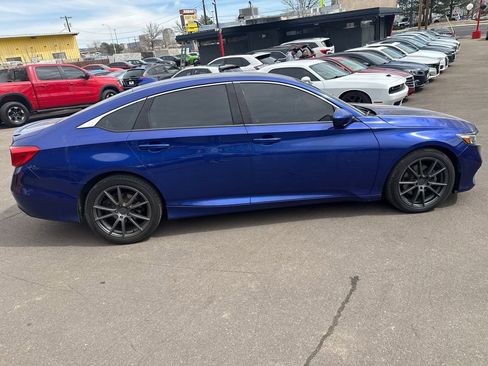 Used 2019 Honda Accord Sport image 8