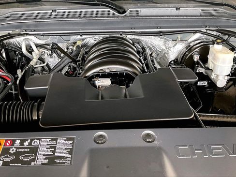 Used 2017 Chevrolet Tahoe LT image 9