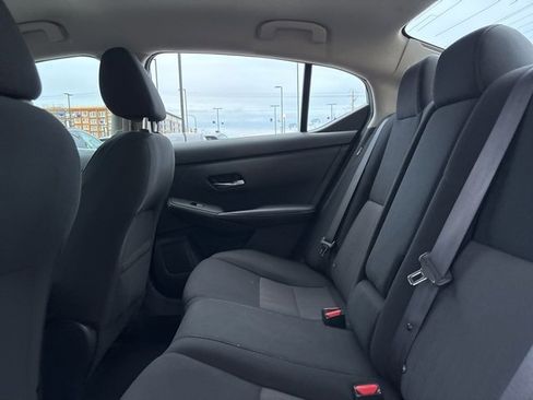 Used 2022 Nissan Sentra SV image 18