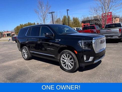 Used 2023 GMC Yukon Denali w/ Advanced Technology Package AWD/4WD image 3