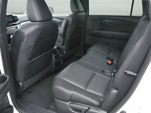 Used 2023 Honda Passport EX-L image 23