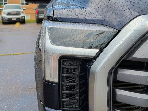 Used 2022 Toyota Tundra Limited w/ Power Package AWD/4WD image 42