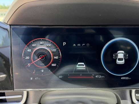 Used 2024 Hyundai Elantra SEL FWD image 20