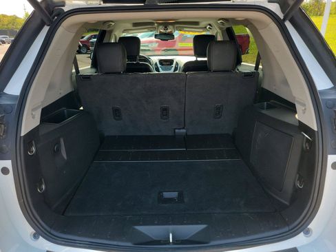 Used 2017 GMC Terrain SLT w/ Open Road Package FWD image 7