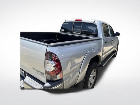 Used 2013 Toyota Tacoma 4x4 Double Cab w/ SR5 Pkg image 6
