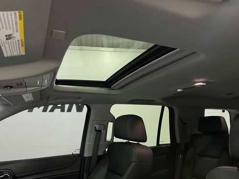 Used 2019 Chevrolet Tahoe Premier w/ RST 6.2L Performance Edition image 12