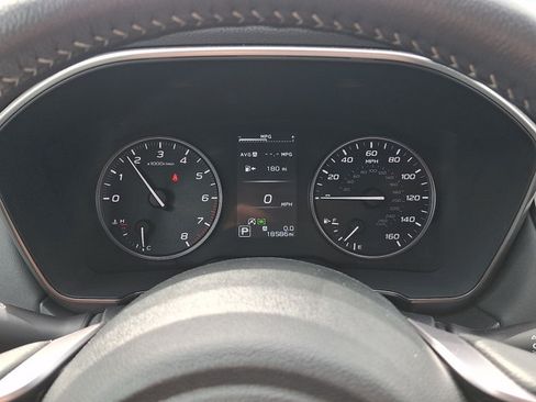 Used 2025 Subaru Outback Limited AWD/4WD image 14
