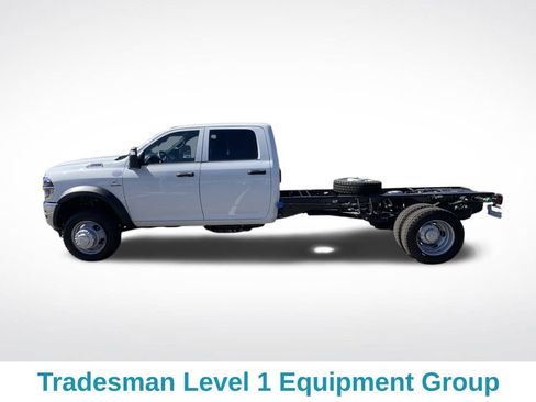 New 2026 RAM 5500 Tradesman w/ Chrome Appearance Group AWD/4WD image 3