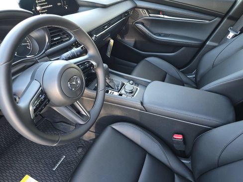 New 2026 MAZDA MAZDA3 s FWD image 9
