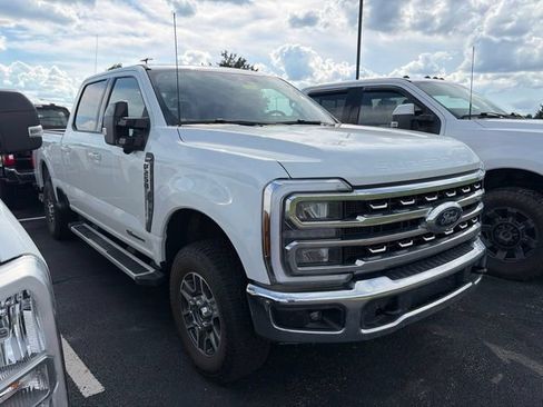 Used 2026 Ford F250 Lariat AWD/4WD image 1