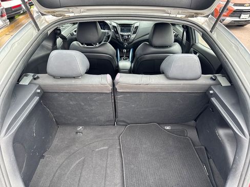 Used 2014 Hyundai Veloster Turbo image 13