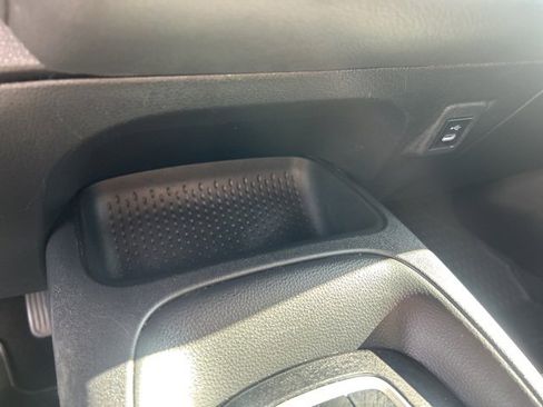 Used 2024 Toyota Corolla LE image 23