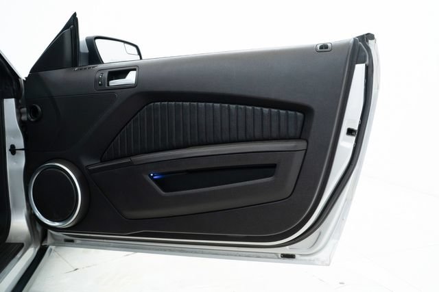 Used 2012 Ford Mustang Shelby GT500 RWD image 25