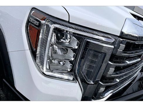 Used 2022 GMC Sierra 2500 SLT image 32