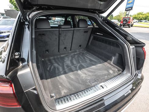 Used 2025 Audi Q8 Premium Plus AWD/4WD image 28