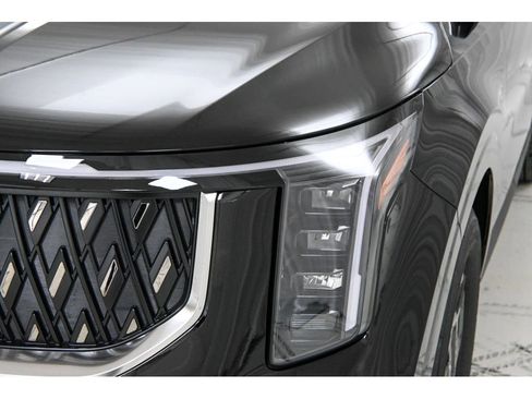 New 2026 Kia Carnival image 9