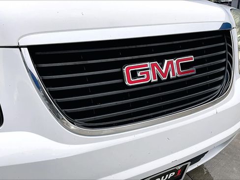 Used 2009 GMC Yukon XL SLE w/ Convenience Package image 29