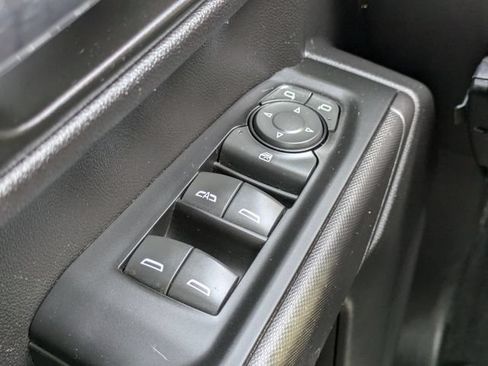 Used 2021 Chevrolet Silverado 1500 Custom AWD/4WD image 22