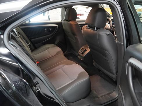 Used 2016 Ford Taurus SEL image 19