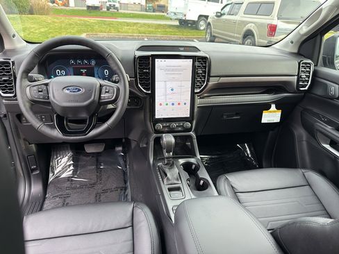 New 2025 Ford Ranger Lariat w/ FX4 Off-Road Package image 23