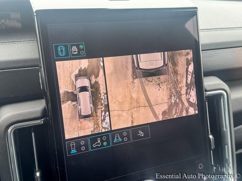 Used 2025 GMC Yukon Denali image 21