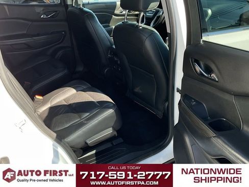 Used 2019 GMC Acadia SLT AWD/4WD image 16