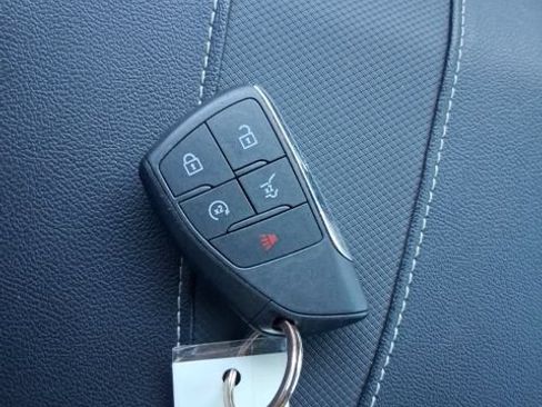 Used 2025 Chevrolet Traverse RS w/ LPO, Floor Liner Package FWD image 20