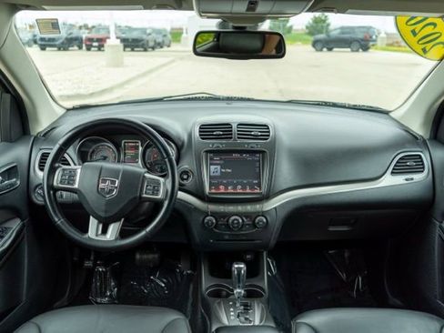 Used 2020 Dodge Journey Crossroad FWD image 15
