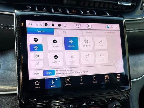 Used 2023 Jeep Grand Cherokee L Limited w/ Luxury Tech Group II image 14