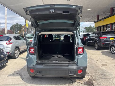 Used 2017 Jeep Renegade Sport w/ Power & Air Group image 14