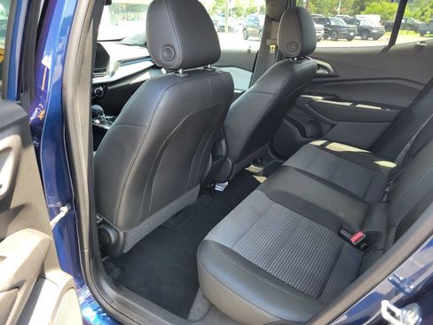 Used 2024 Chevrolet Trax LT FWD image 14