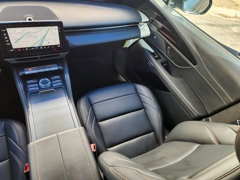 New 2025 Lincoln Nautilus Premier w/ Equipment Group 102A AWD/4WD image 12