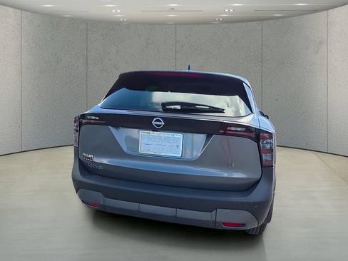 Used 2026 Nissan Kicks S w/ Charging Package FWD image 11