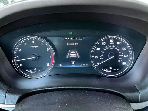 Used 2017 Genesis G80 3.8 w/ Option Group 03 image 12