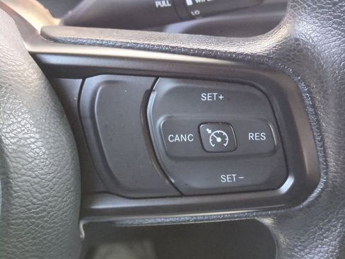 Used 2022 Jeep Gladiator Sport image 25