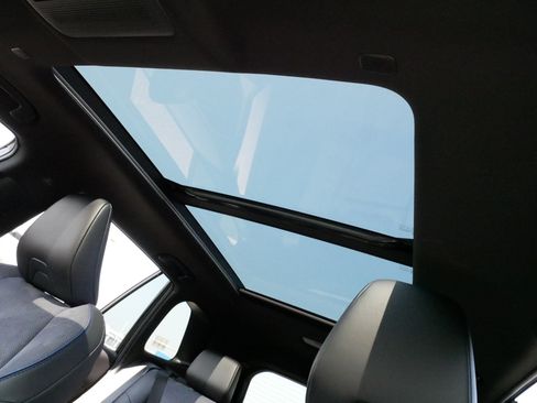 Used 2026 Toyota RAV4 XSE w/ Panoramic Sun Roof Package AWD/4WD image 35