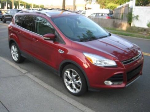 Used 2014 Ford Escape Titanium image 1