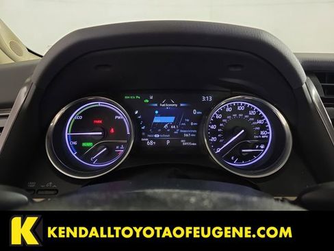 Used 2020 Toyota Camry XLE w/ Driver Assist Package image 11