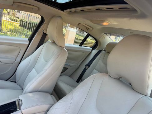 Used 2015 Volvo S60 T5 Premier image 15