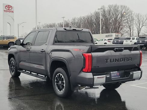 Used 2022 Toyota Tundra SR5 w/ TRD Off-Road Package image 4