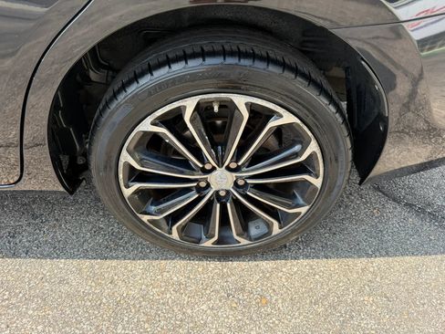 Used 2015 Toyota Corolla S FWD image 55