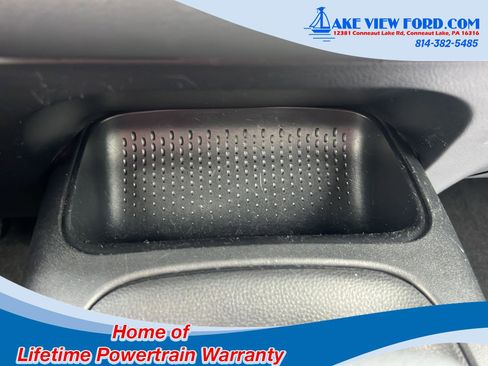 Used 2021 Toyota Corolla LE w/ Carpet Mat Package (TMS) FWD image 31