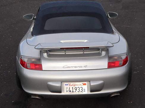 Used 2003 Porsche 911 Carrera 4 image 17