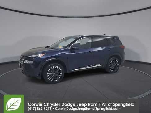 Used 2026 Nissan Rogue Platinum w/ Platinum Premium Package AWD/4WD image 9