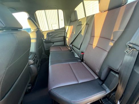 New 2026 Honda Ridgeline Black Edition image 16