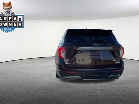 Used 2022 Ford Explorer XLT w/ Equipment Group 202A AWD/4WD image 8