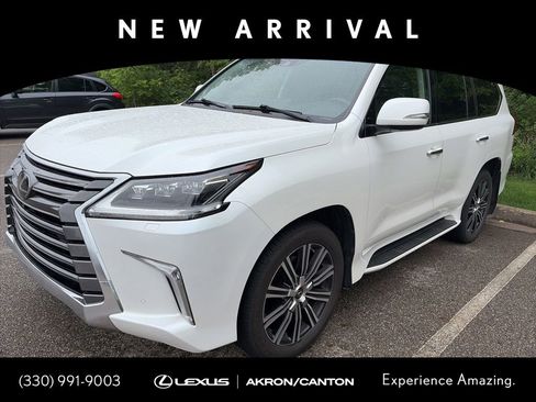 Used 2020 Lexus LX 570 4WD w/ Luxury Package image 1