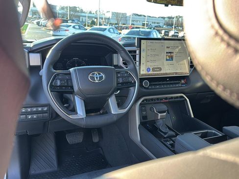Used 2024 Toyota Tundra Limited image 16